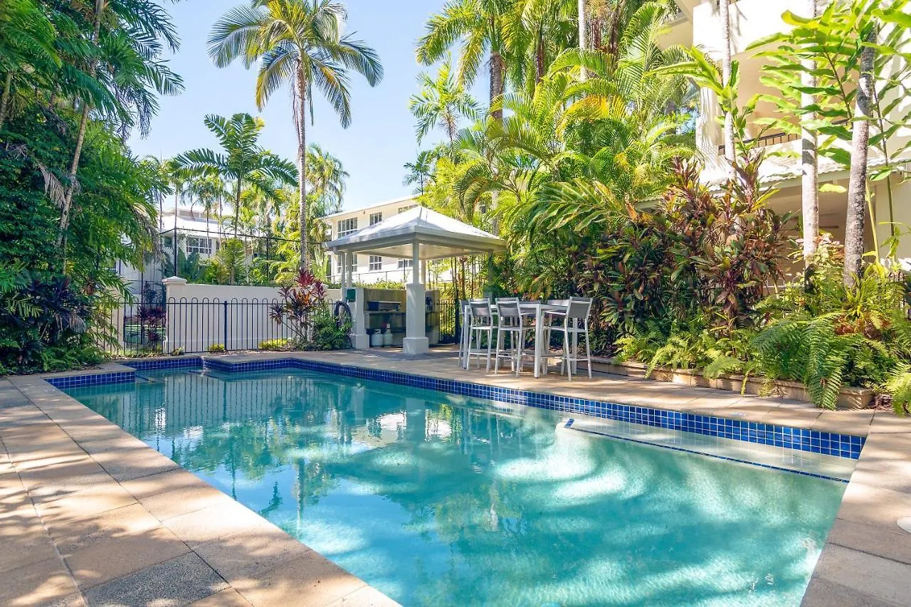 Mandalay Luxury Beachfront apartamentos Port Douglas Apartahotel