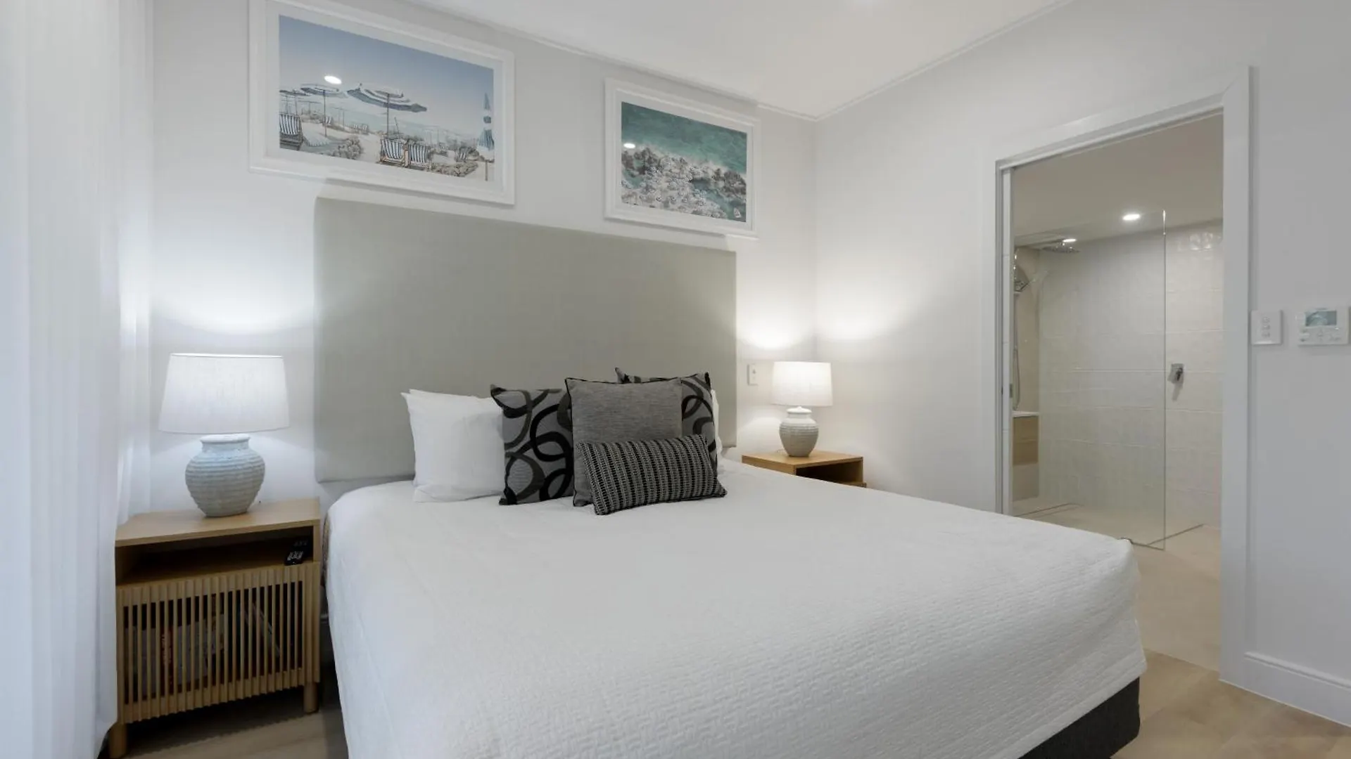Mandalay Luxury Beachfront apartamentos Port Douglas Apartahotel