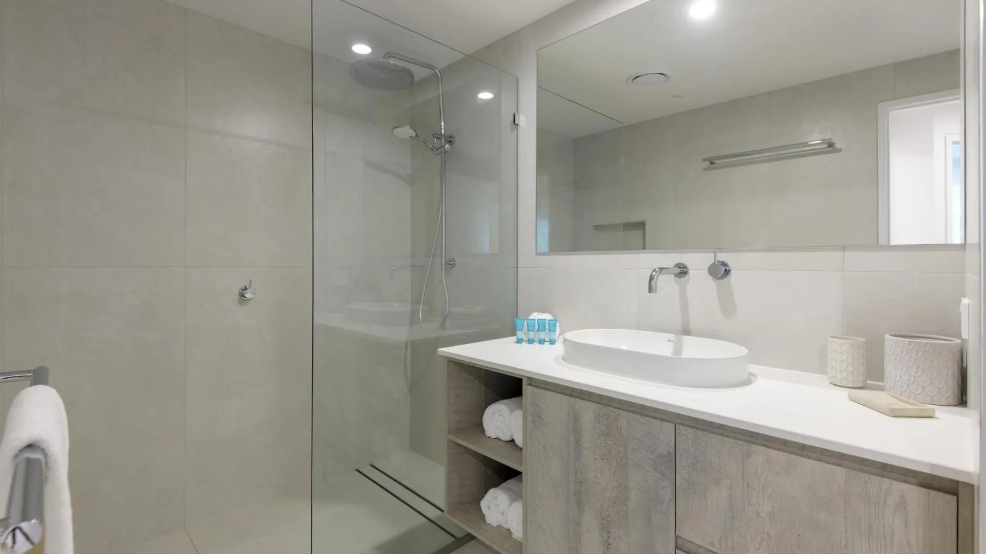 Mandalay Luxury Beachfront apartamentos Port Douglas Australia