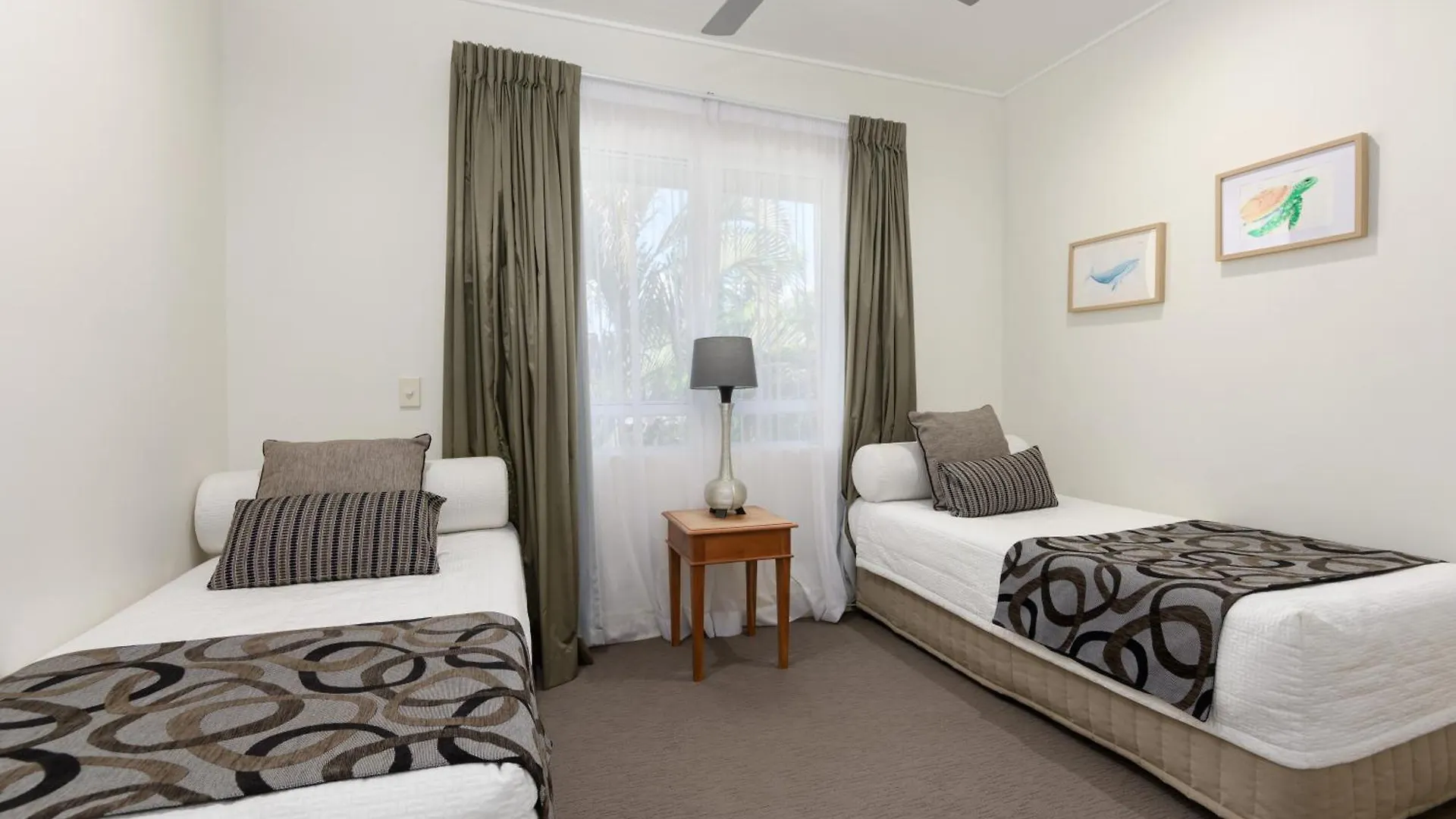 ***** Apartahotel Mandalay Luxury Beachfront apartamentos Port Douglas Australia