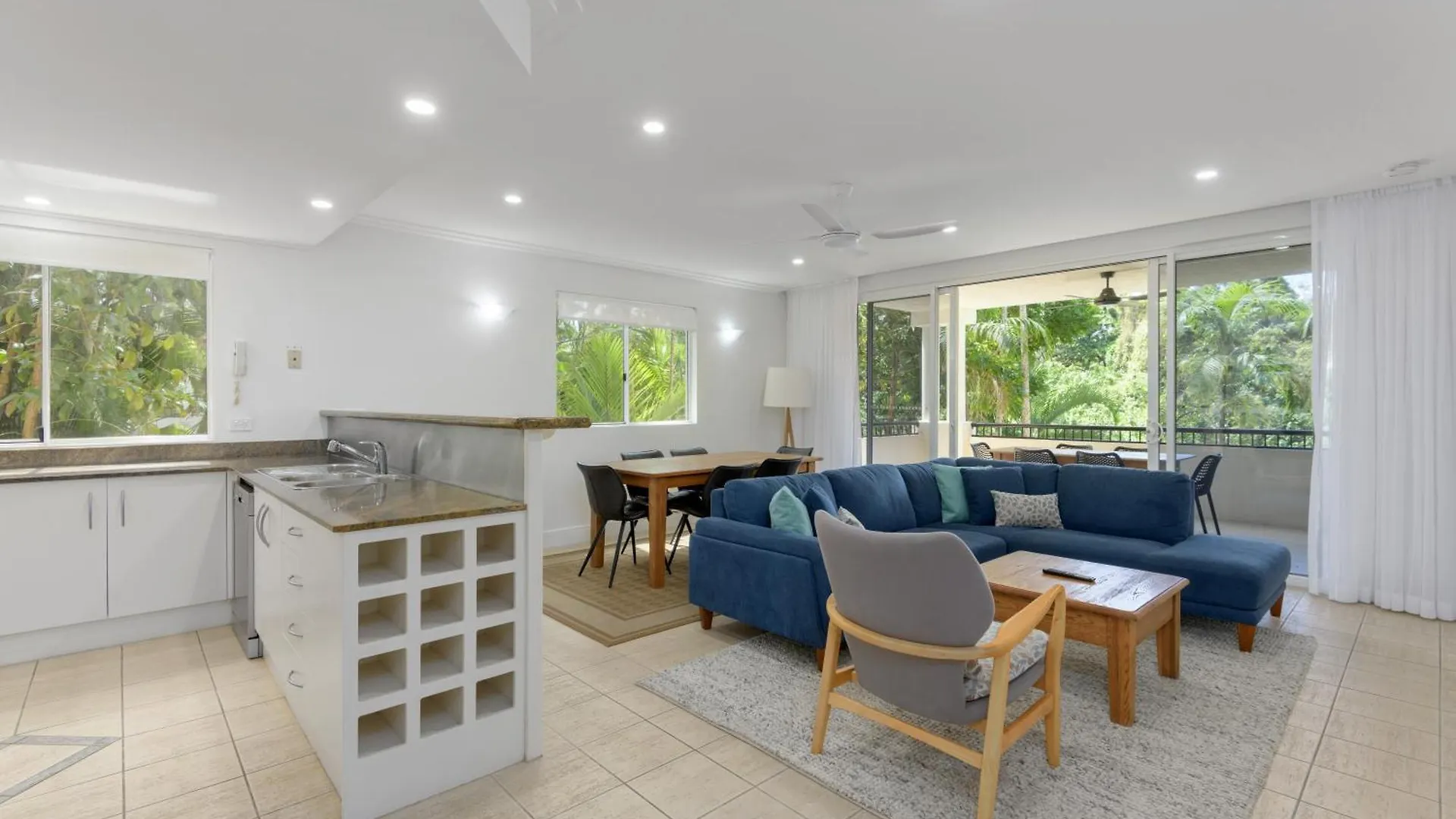 Mandalay Luxury Beachfront apartamentos Port Douglas Apartahotel