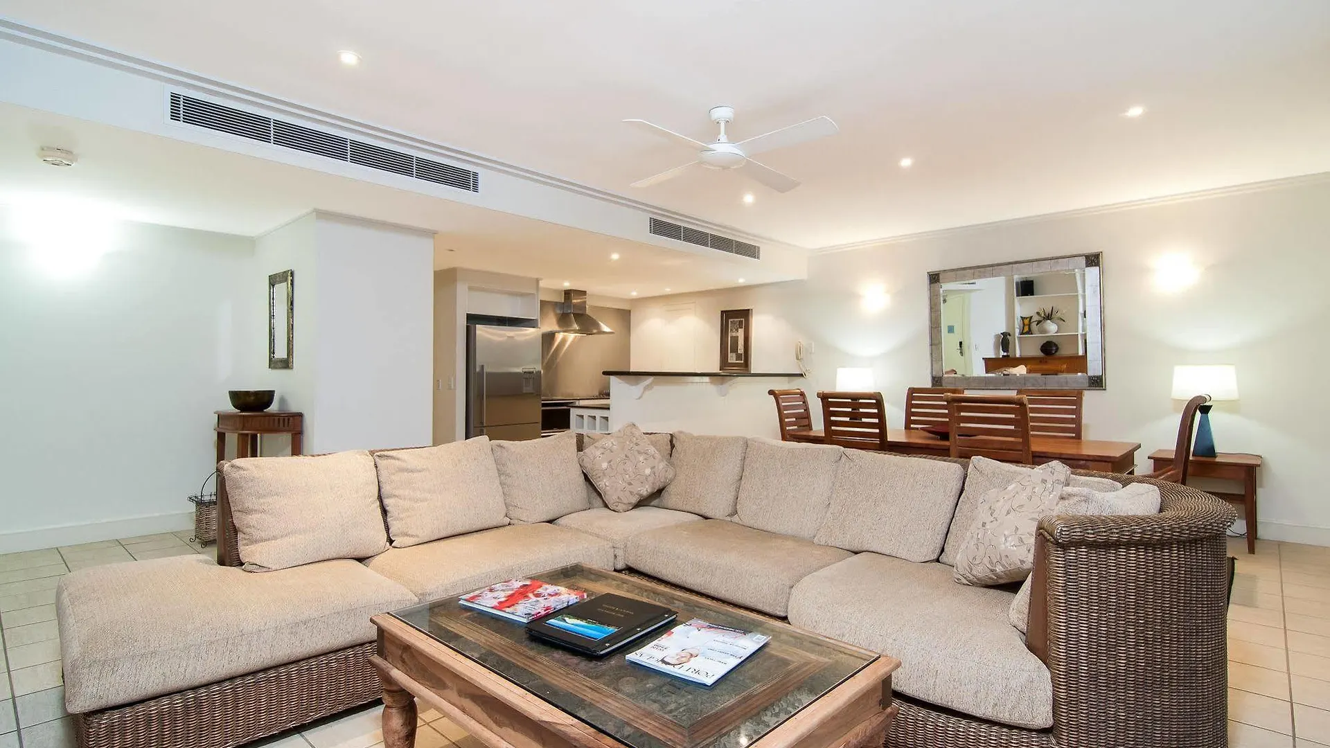 ***** Apartahotel Mandalay Luxury Beachfront apartamentos Port Douglas Australia